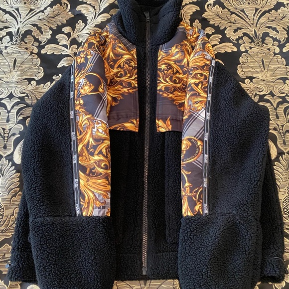 VERSACE JEANS COUTURE
Black Tartan Baroque Print Jacket - Picture 2 of 7